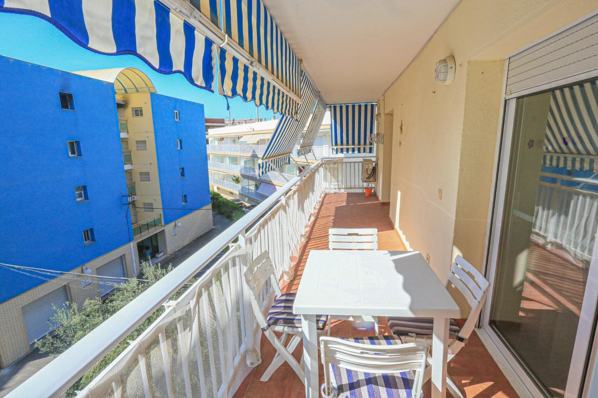 Litoral Costa Dorada - Mar Azul Only Families 坎布里尔斯 外观 照片